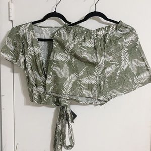 Zaful Tropical Leaf Two Piece Shorts Set Size L